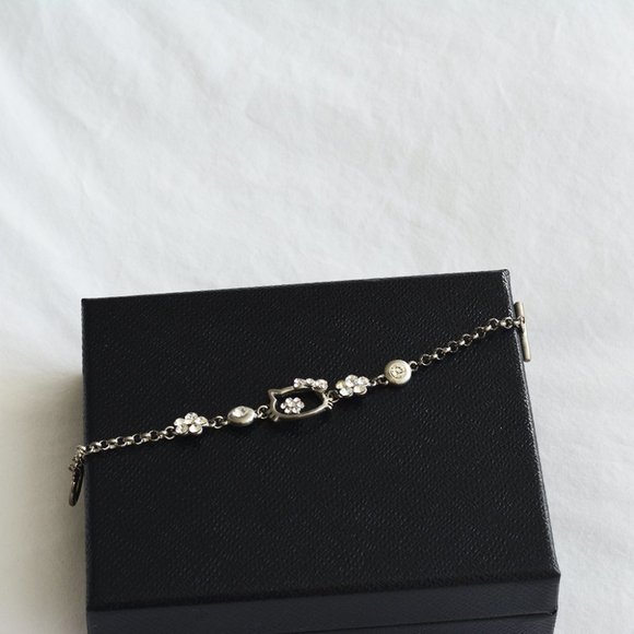 FREE Gift with Purchase - Hello Kitty Bracelet - Picture 2 of 6